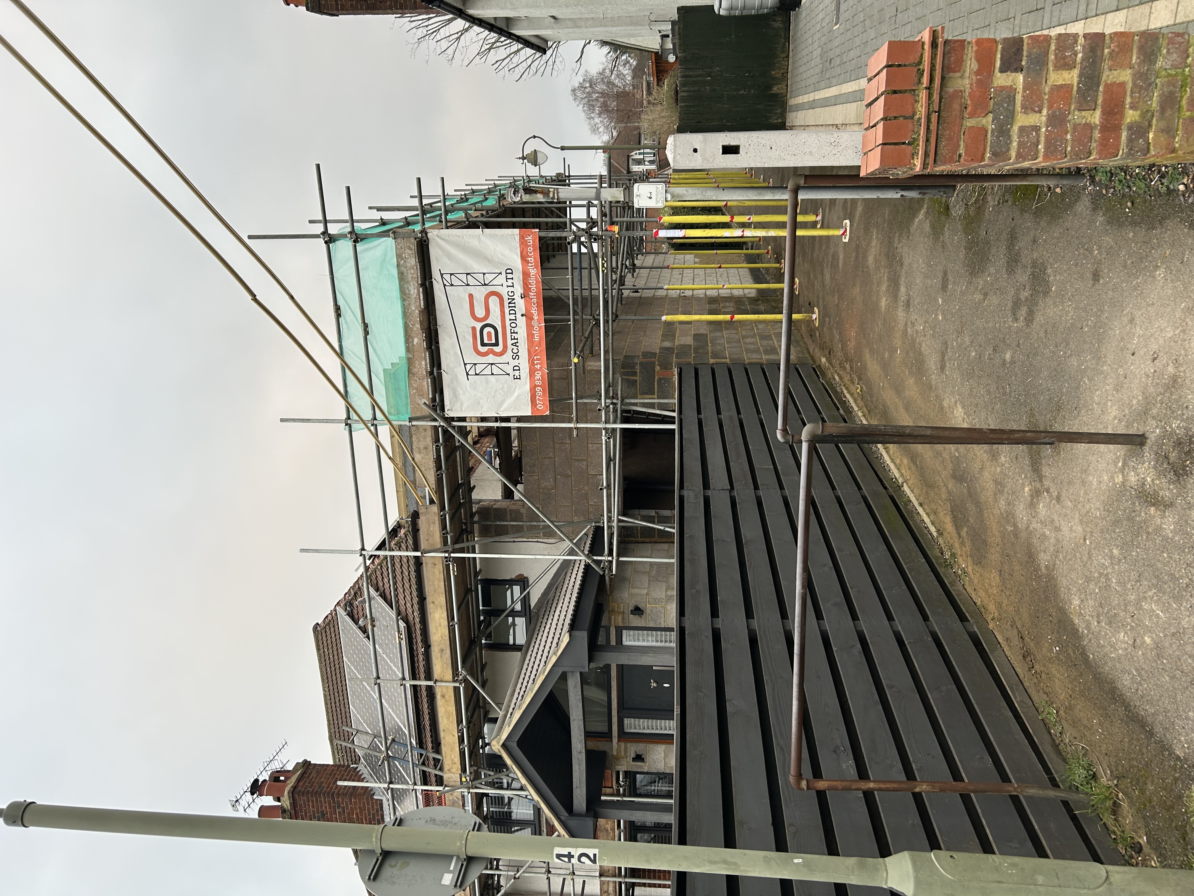 House Extension Scaffolding Surrey - Custom Platforms for Structural Builds